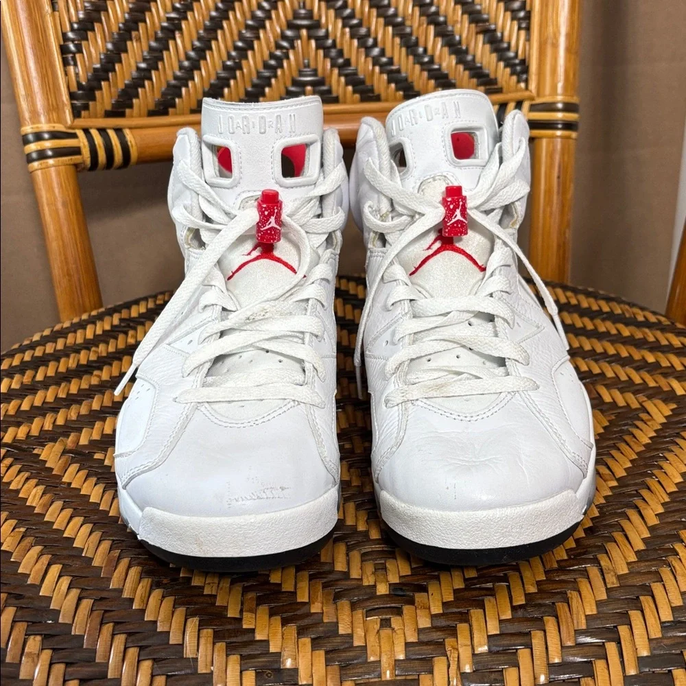 Air Jordan 6 Retro 'Red Oreo' CT8529-162